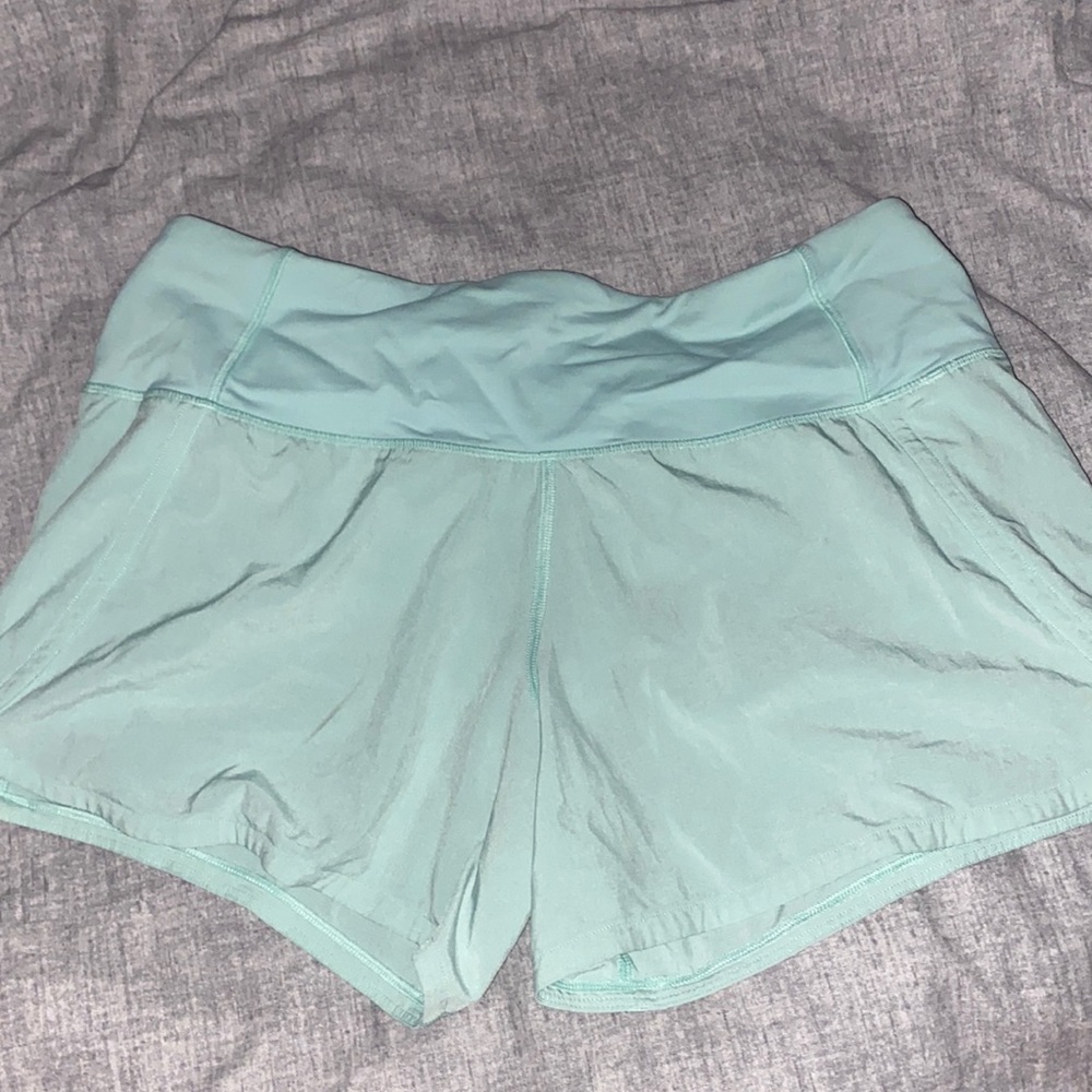 Lulu Lemon Speed Up shorts. Size 4 Tall. Mint Green